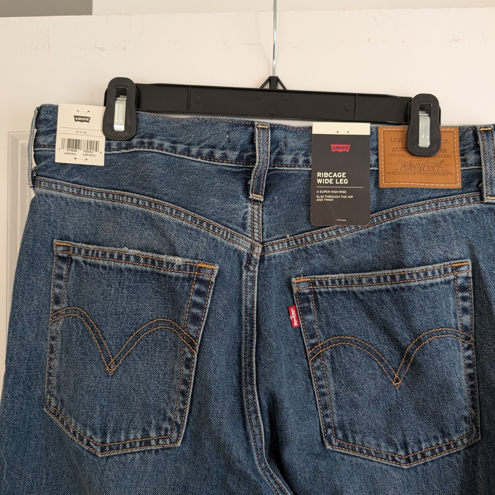 Size 31 Classic Blue Women's Jeans - Picture 4 of 8